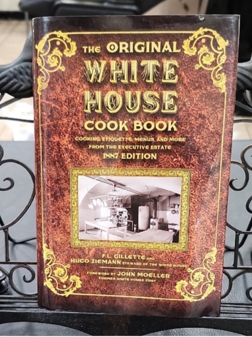 THE ORIGINAL WHITE HOUSE COOKBOOK